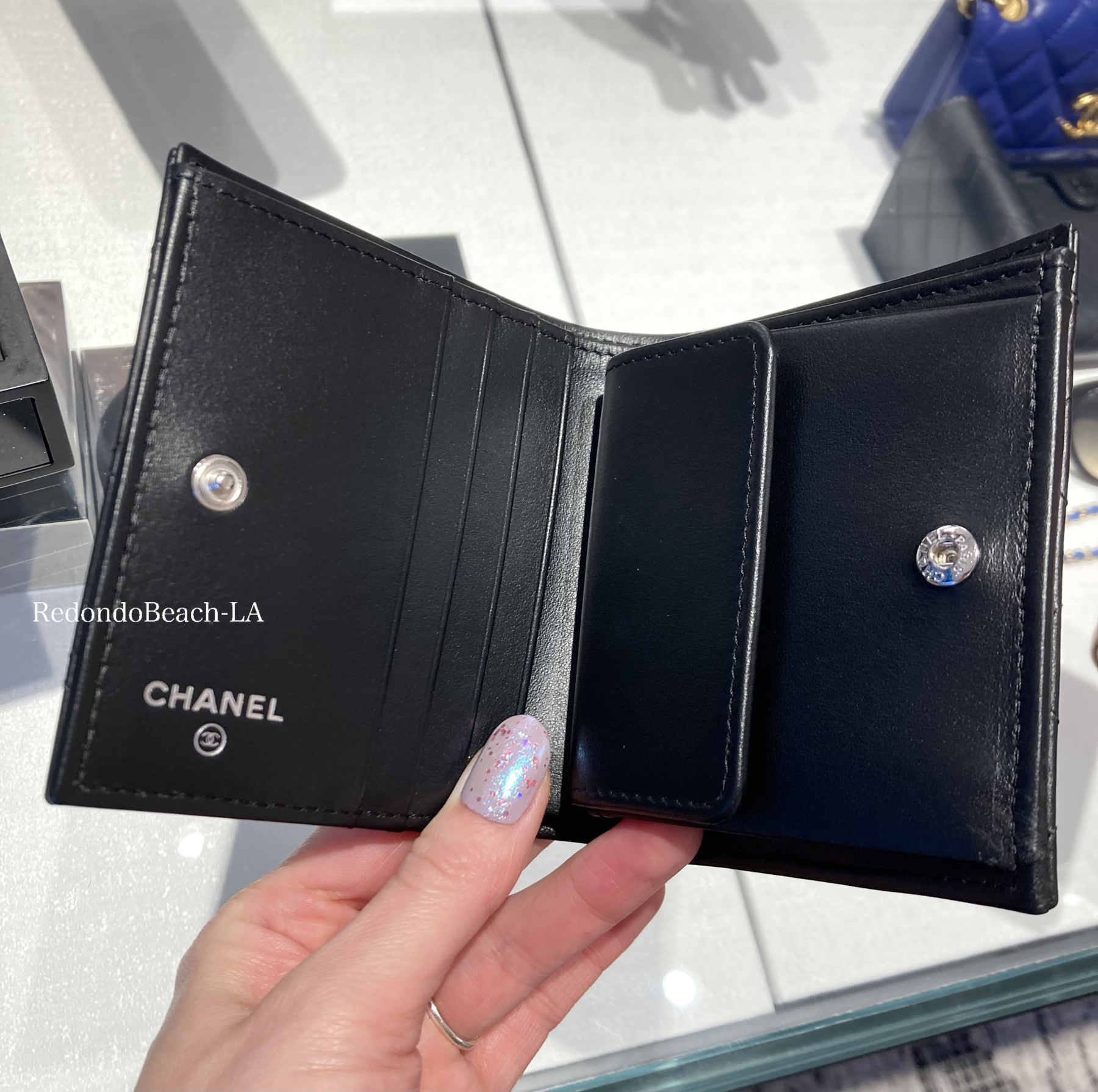 【マット風の大人デザイン】CHANEL★二つ折り畳み財布